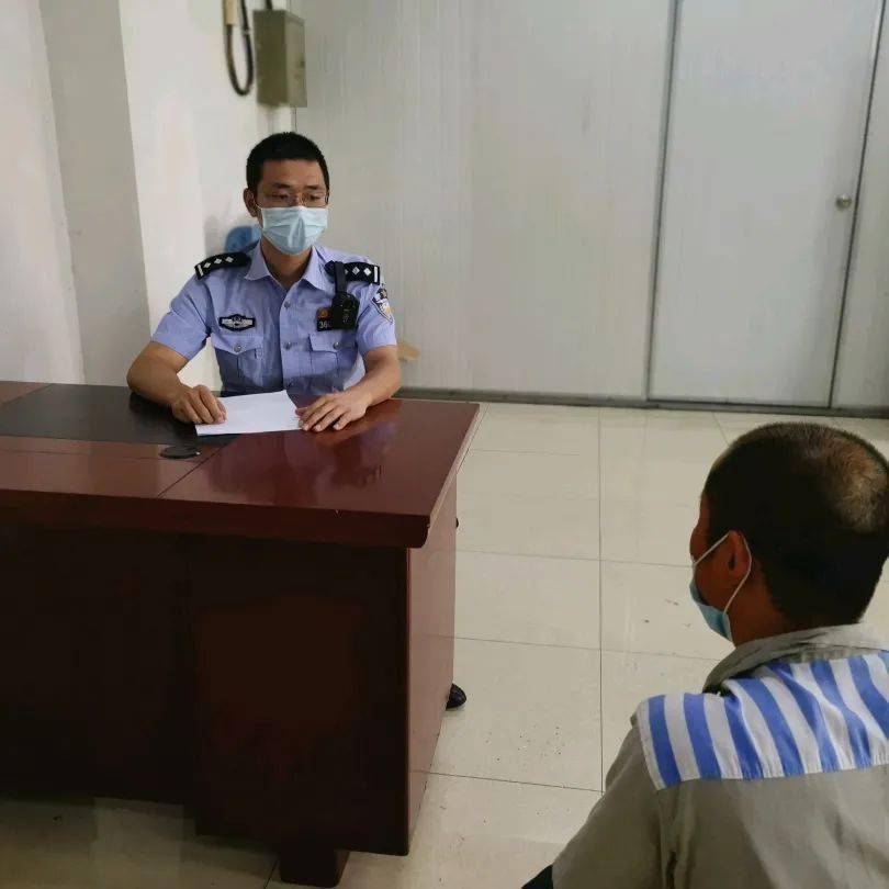 蓝衣执甲,义无反顾,背起行囊,带上秋装,可爱的监狱人民警察,全省进入