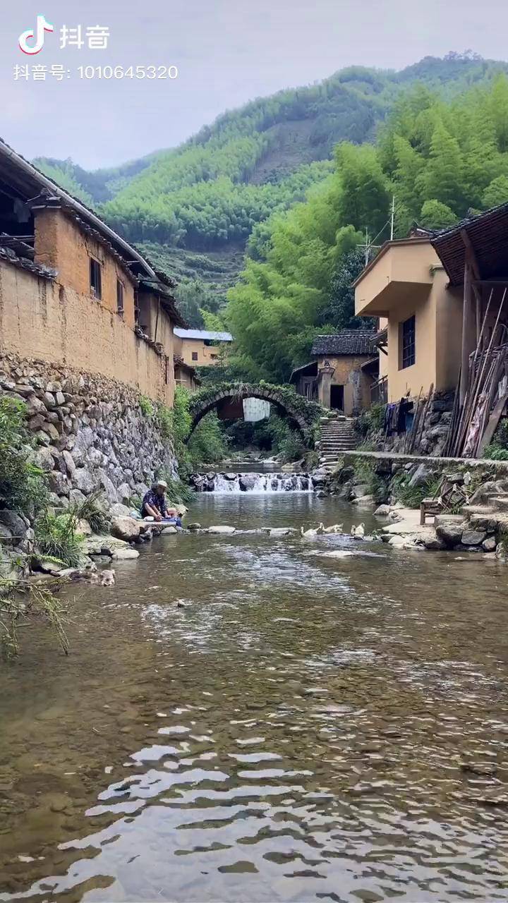 小桥流水人家直播给大家看绿水青山乡村旅游