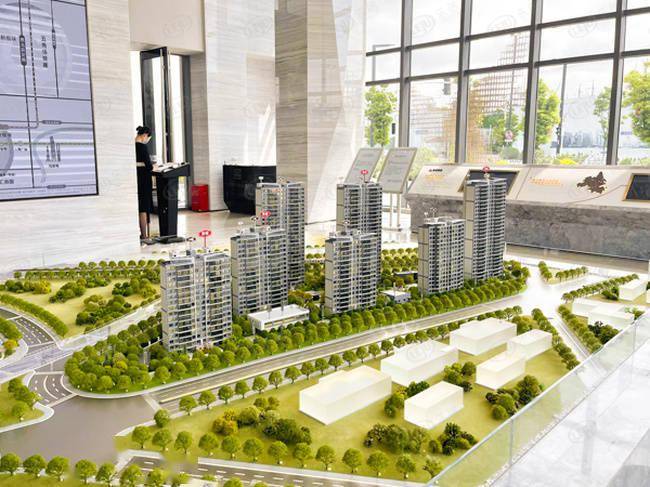 双轨交紧邻浦西单体最大商业体南翔新盘融信海纳印象静待入市