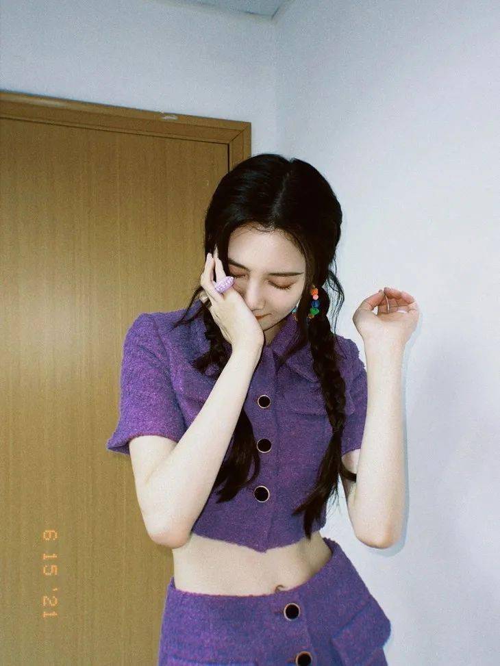 套装|衣品挖绝机 | 女明星：三五百的某宝套装真好穿