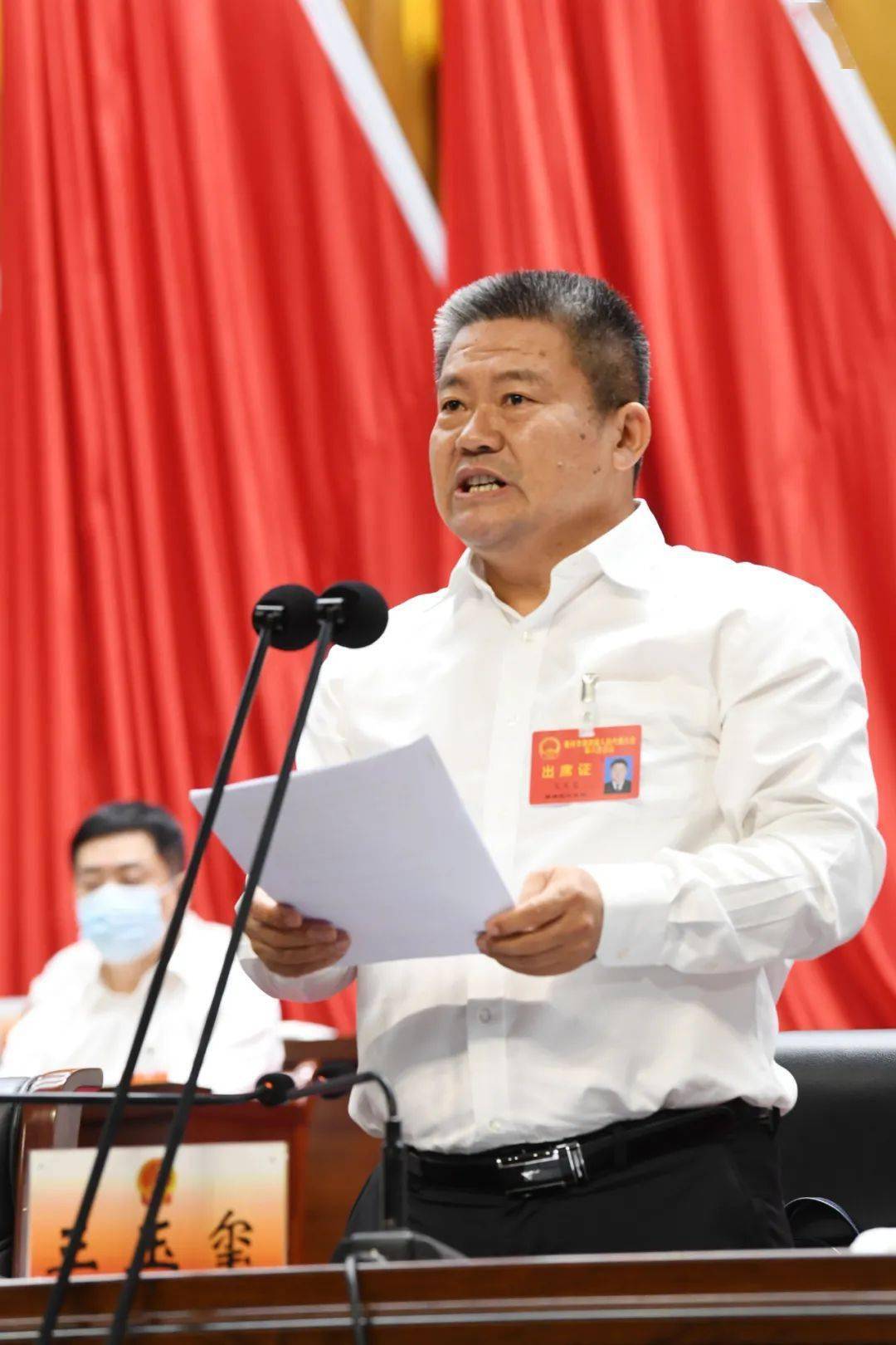 聚焦亳州市四届人大六次会议闭幕邓真晓当选市长