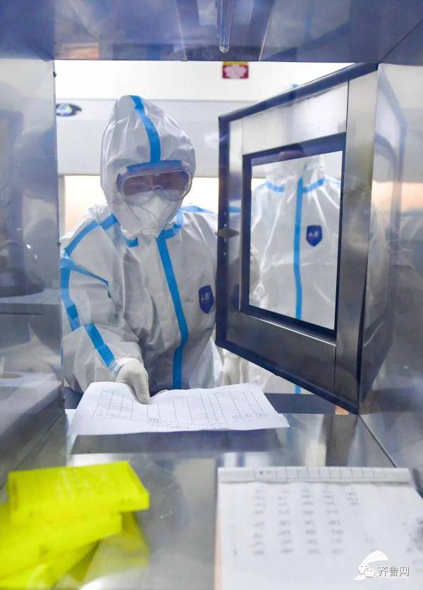 争分夺秒|为病例诊断“一锤定音”，为疫情防控“争分夺秒” 这就是新冠病毒检测员的日常工作