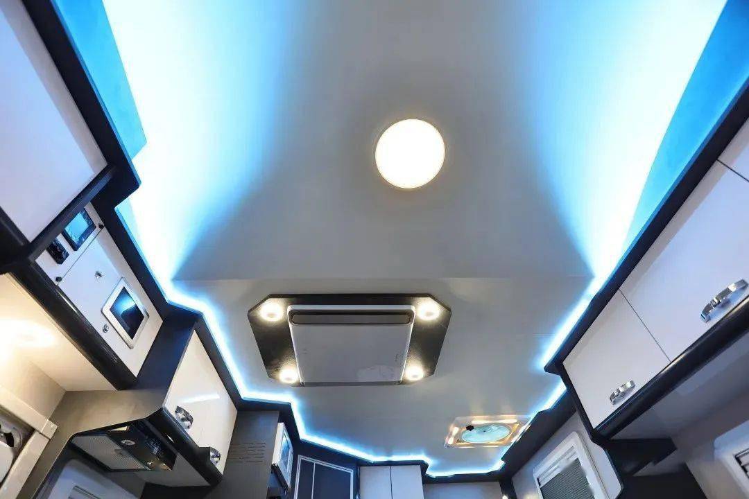 152e3efd71a14afa8254026ac583f927.jpeg