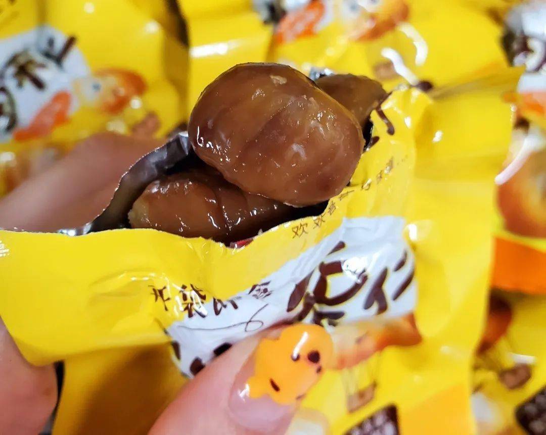 香芋|开业啦！「银河零食公司」零食0元吃、58元新人零食券大派送！还有直播嗨翻天！