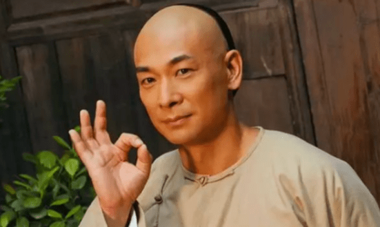 大威|赵文卓的气场真不是吹的，这些拽酷惯了的嘻哈歌手，居然都怕他！