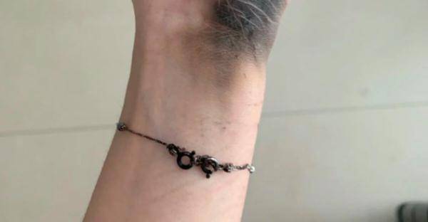 张女士|危险！危险！危险！不要这样拔插头！