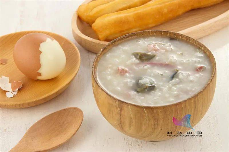 人群|早上只喝水不吃饭，会有什么危害？答案是…