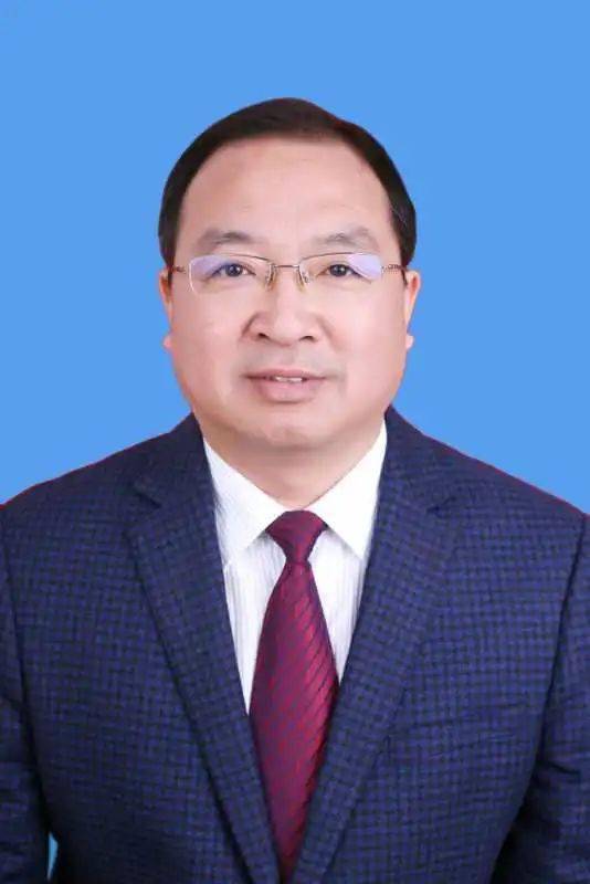 区卫生健康局党组书记,局长柳瑞克抓项目,促改革,强基础,优服务,努力