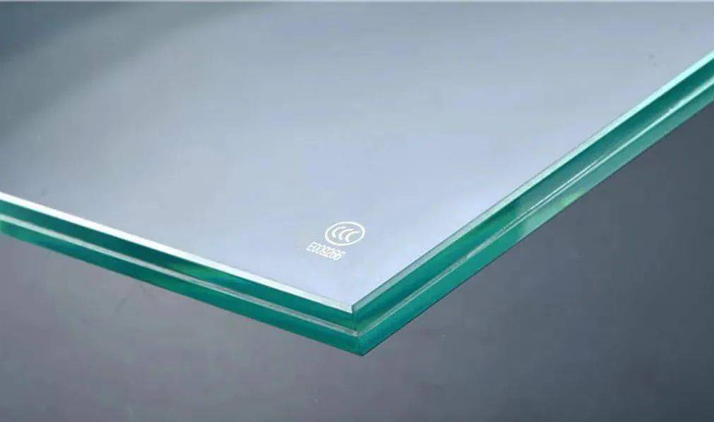 3c认证的钢化中空玻璃安全,隔音效果好,普通钢化玻璃一旦自爆容易伤人