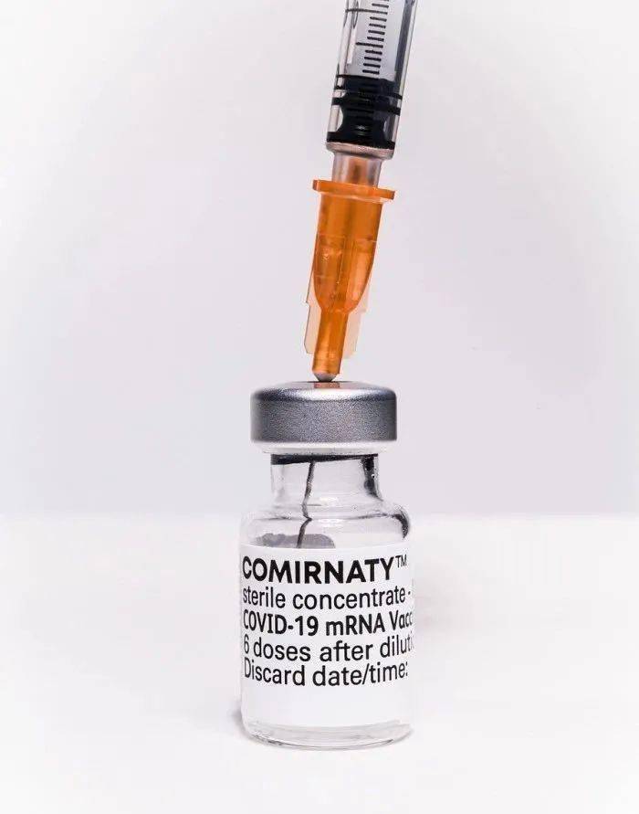 微博上线定制热搜,赵丽颖粉群被大规模禁言,中国电信