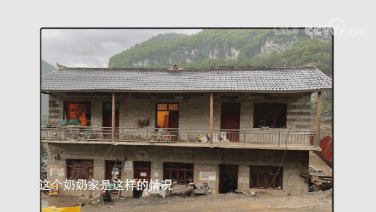 油漆|顶级天团一出手，8月国综都黯然失色