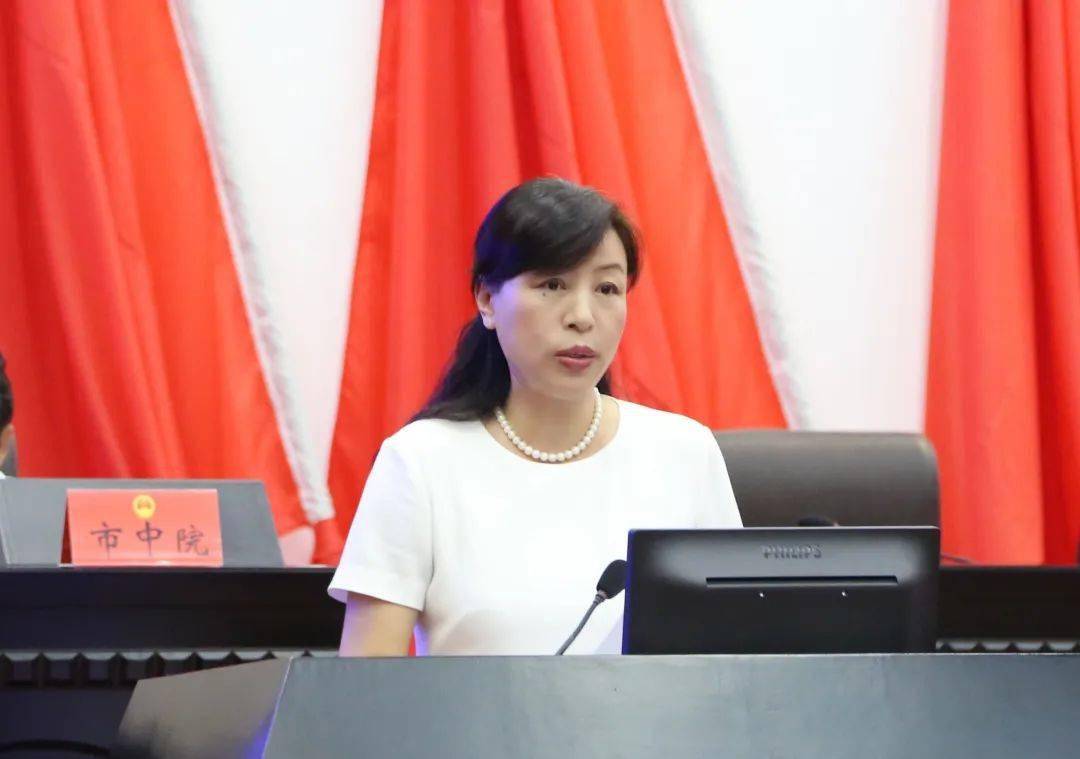 林春霞委员作联组审议发言▲吴晓娟委员作联组审议发言▲魏学勋委员