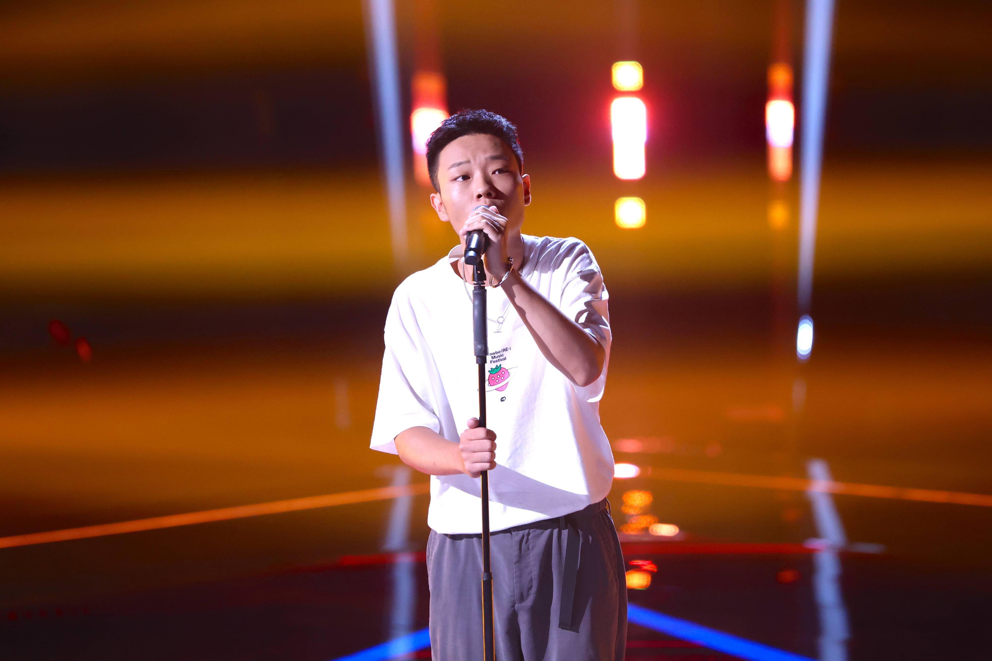 2021中国好声音学员铁柯楠唱喜欢的歌过想要的生活