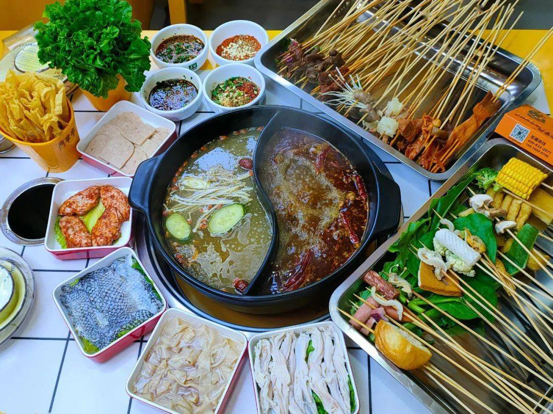 串掌门69元享门市价156元双人串串套餐牛肉郡肝鸭掌五花肉串串吃不停