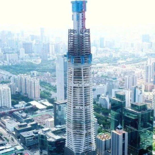 【直击】深圳在建第一高楼钢结构主体框架冲破300米!_施工