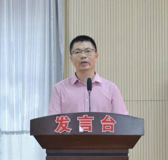 编辑丨杨 驰审核丨李 超 周正茂传递教育正能量,传播教育好声音.