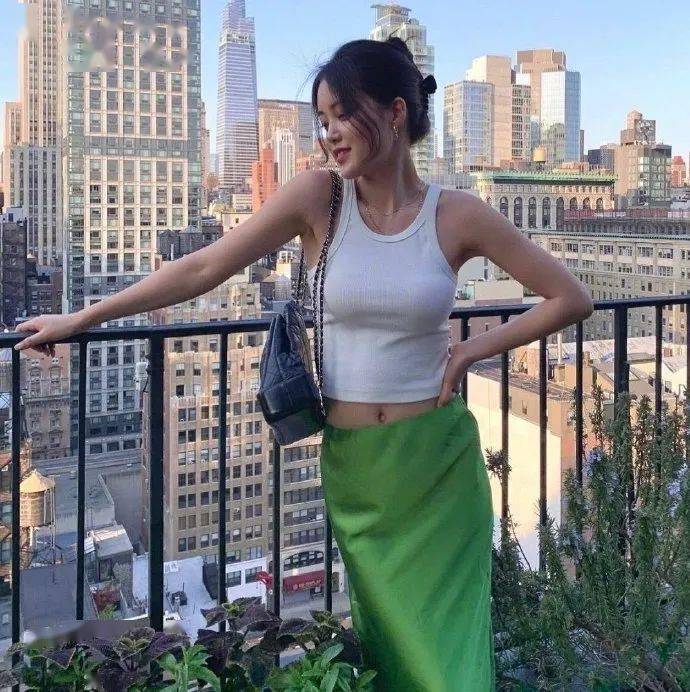 夏末秋|真人示范 | 夏末秋初,不同颜色这样穿,时髦高级还显白!