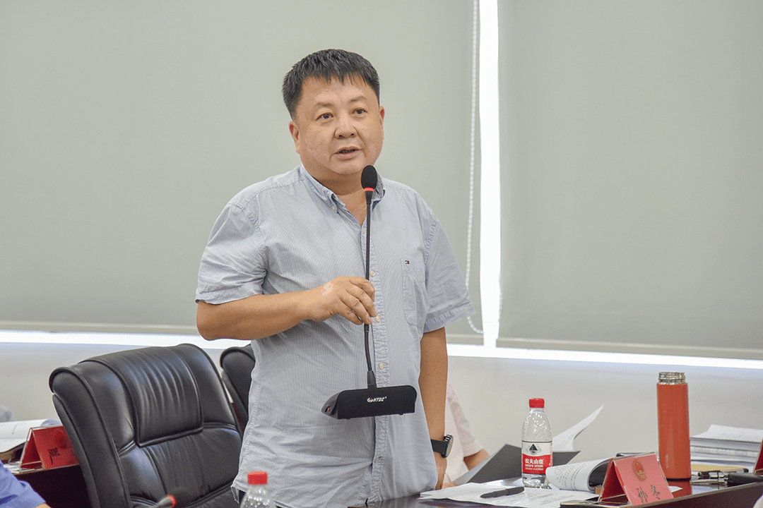 三亚市七届人大常委会第五十二次会议召开对我市乡村规划和产业发展