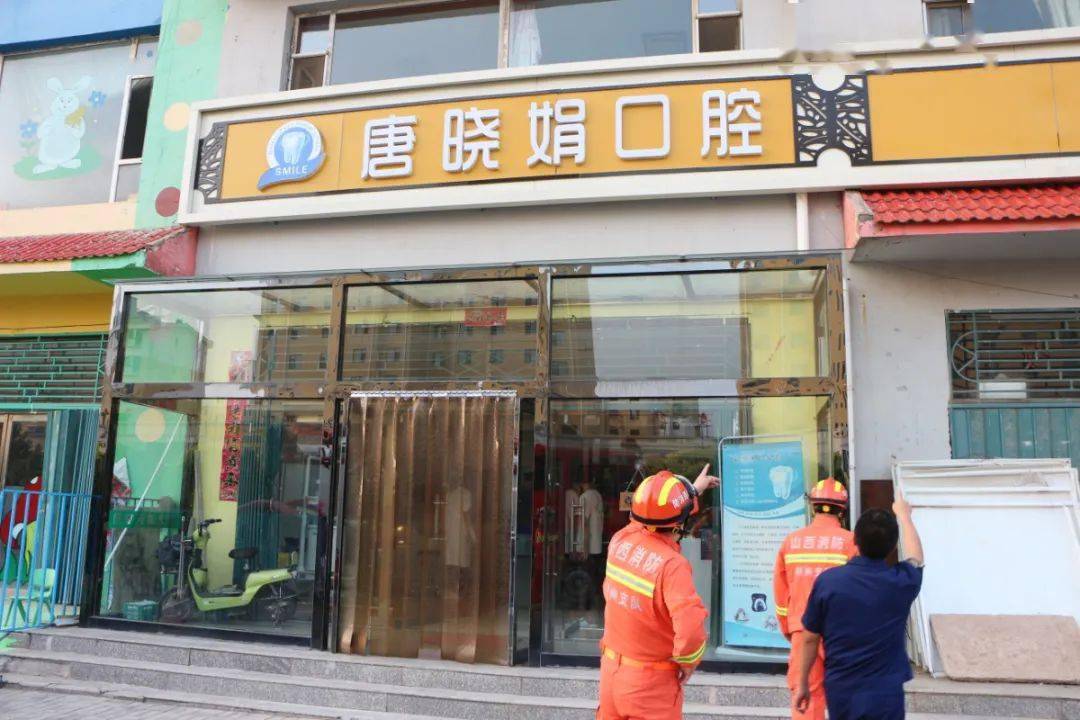 一层商铺搭二层消防需要怎么办_一层商铺二层住宅图纸(3)