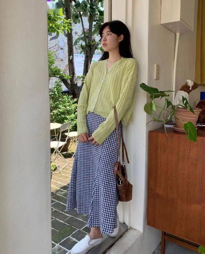 夏末秋|真人示范 | 夏末秋初,不同颜色这样穿,时髦高级还显白!