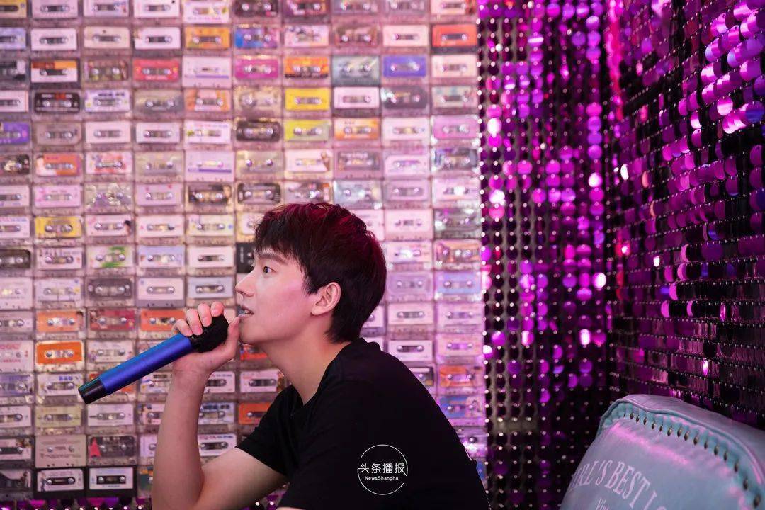 赛博朋克80s回忆杀速来打卡凯德闵行超时空拾光之旅丨嘎讪胡