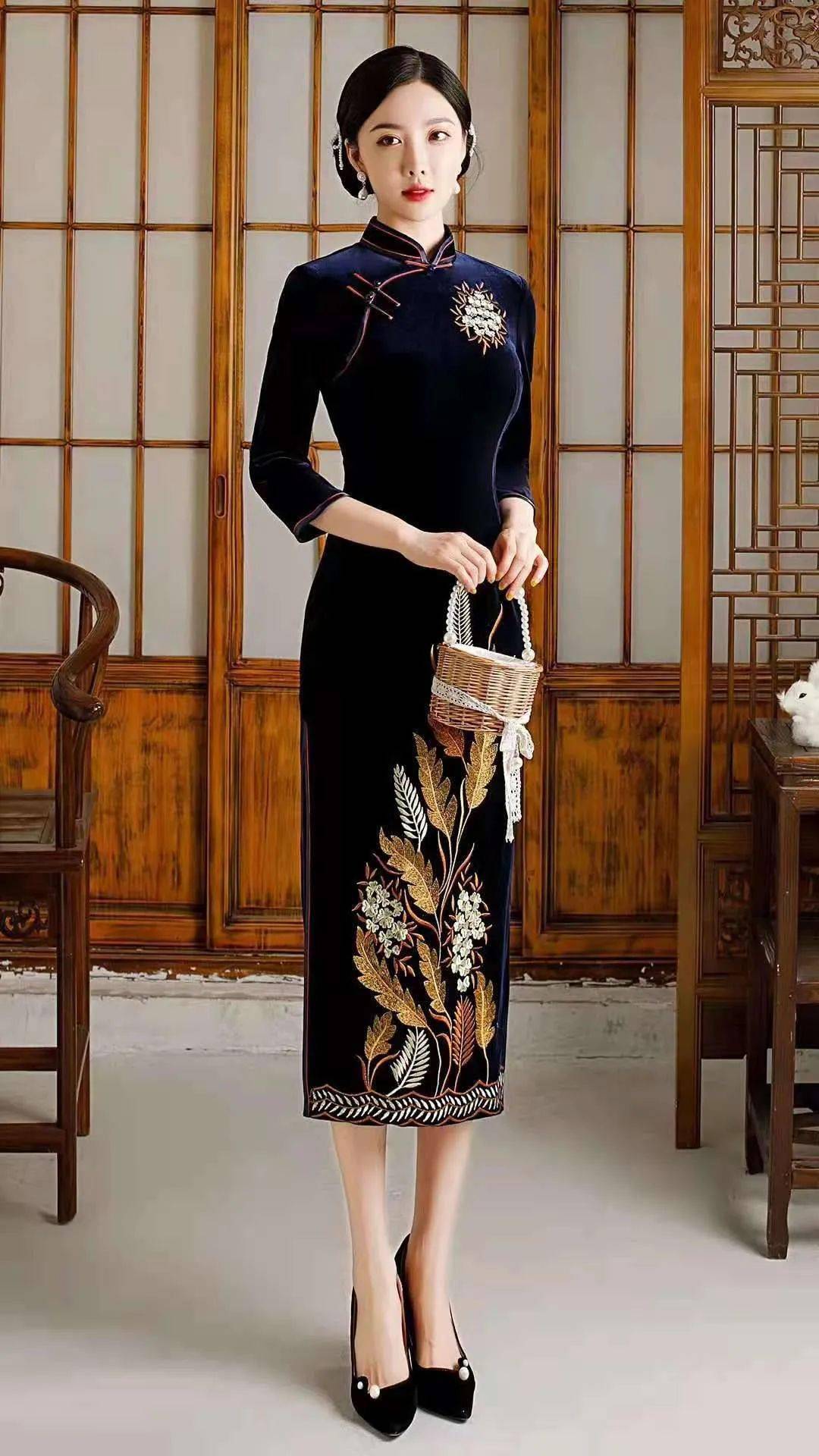 看这里新款上新时尚款秋装旗袍显瘦又气质时尚女人都爱