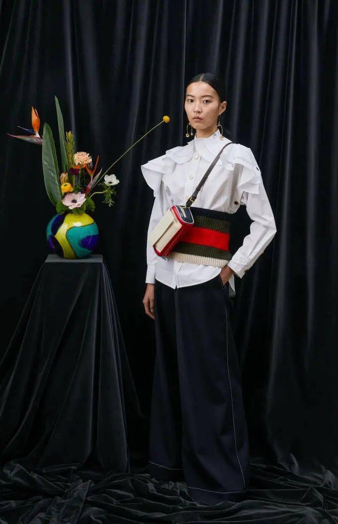 视觉|“衬衫 + 阔腿裤”才是真爱CP呀，夏末初秋就这样穿!