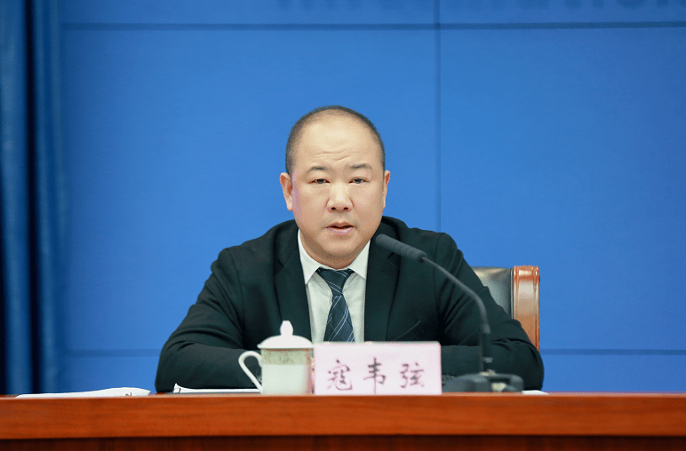 寇韦弦回答记者提问 刘岱松 摄寇韦弦介绍,西部(重庆)科学城北碚园区