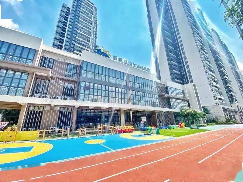 开学啦新学校新同学看谁是南沙最靓的仔