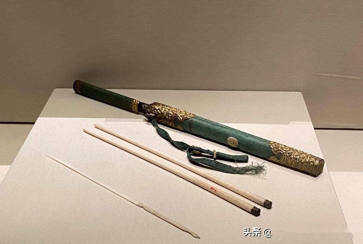 国博金玉满堂展:清宫餐具彰显皇室生活的精美华丽