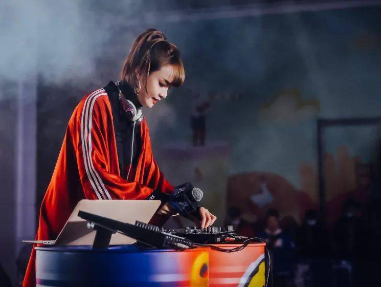 乐动全城今日分享|虚拟王国"gorillaz"