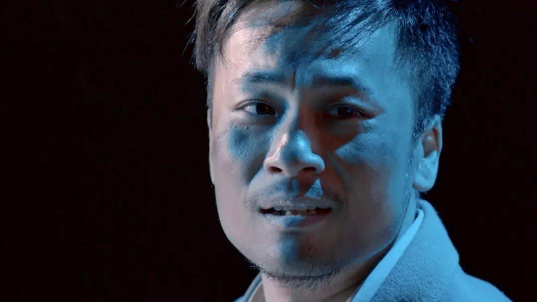 开学第一课 | 演员杨明鑫:从荒沙中来 到荒沙中去_诗歌