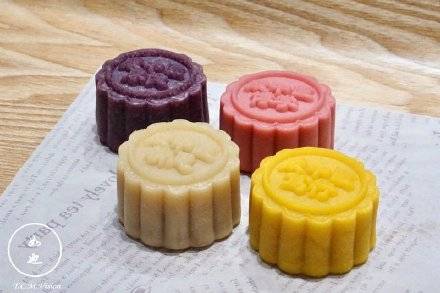 陈淋|以中医理论为制作理念 成都中医药大学校名校训月饼 你爱了吗？