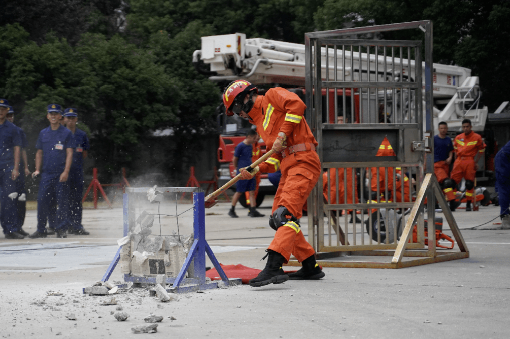 向胜利而行为人民而战无锡市首届消防行业职业技能竞赛圆满落幕