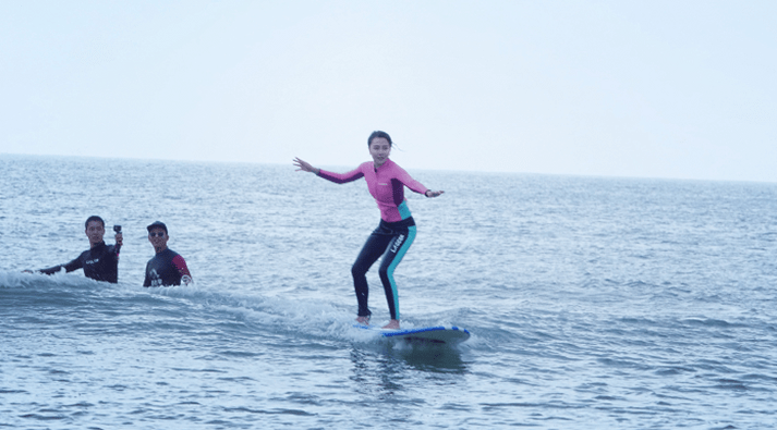 brtv《四海漫游》主持人张小文:旅途中,有雨雪风霜,也有星辰大海