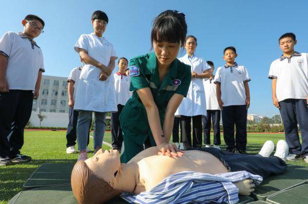 互救|河北临城：急救知识进校园