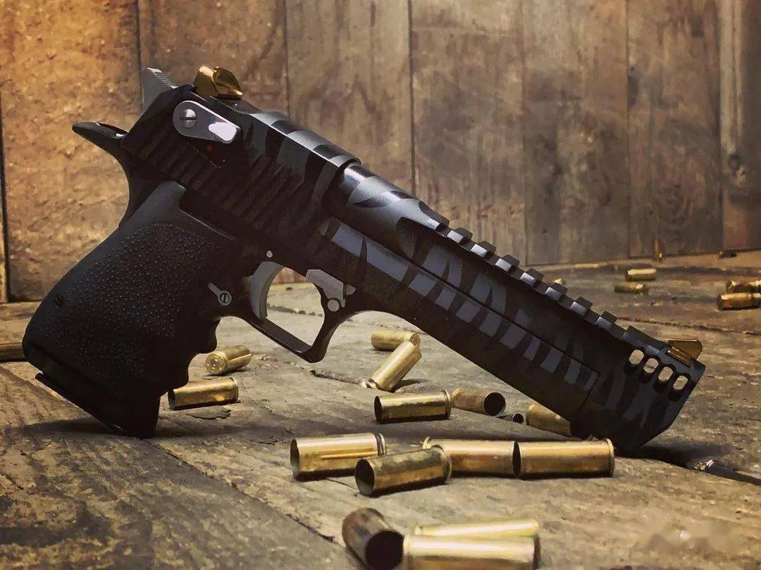 沙漠之鹰在国内名号仅次于五四式的著名手枪
