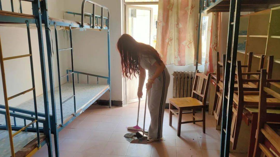 新闻速递||喜迎新生:新生宿舍卫生打扫工作圆满完成