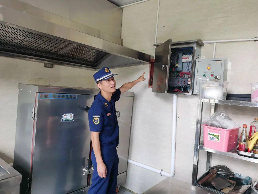 隐患|【楚雄武定】巩固拓展“消防守护”计划系列报道八十七：武定服务队深入易地扶贫搬迁安置点幼儿园开展消防安全检查