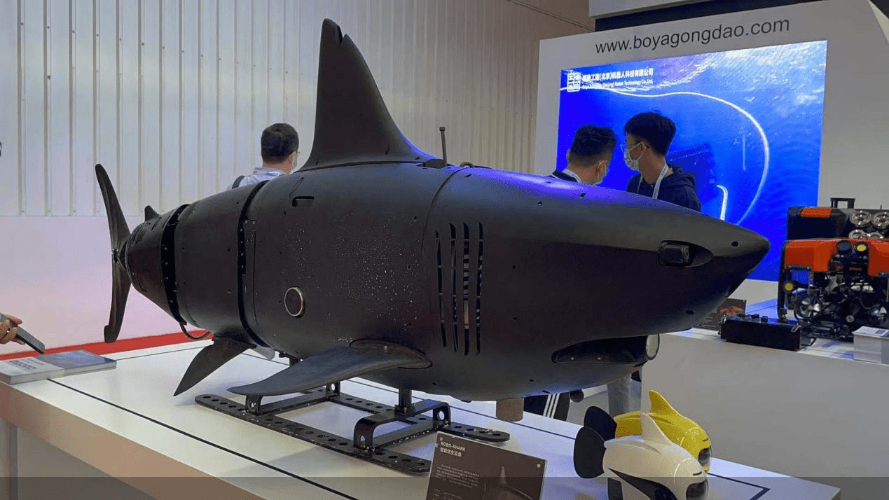 空间|从水下仿生鱼到空间机械臂，从服务业到工业，2021世界机器人大会亮点频现