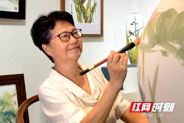 艺术|看艺术家对瓷绘的探索与思考 “关兰·瓷彩2021”开展