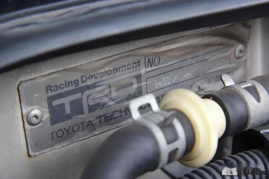 【经典JDM鉴赏】全日本仅发售10台!?Corolla为基础打造的TRD2000降临_搜狐汽车_搜狐网