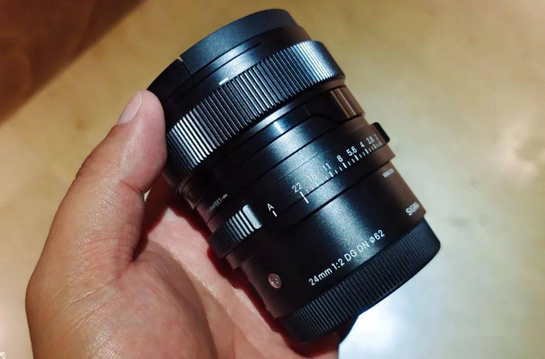 适马90mm f2.8 dg dn,24mm f2 dg dn 镜头上手!_活动