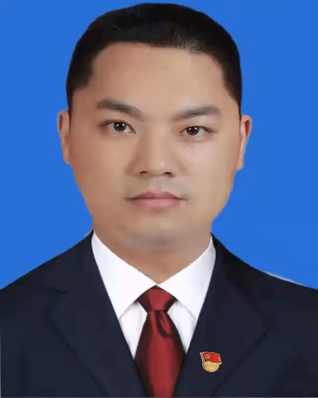任命梁波为鹰潭市余江区人民检察院副检察长,检察委员会委员,检察员