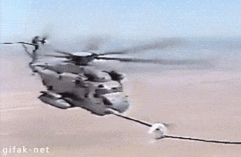 直升机螺旋桨动图图片