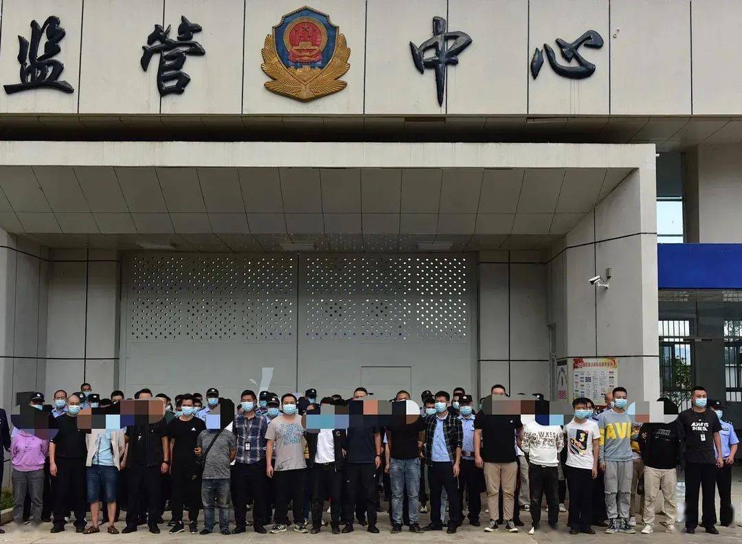 2021年9月7日,雷波县公安局在雷波县锦城镇小南街下方一民居内查获一