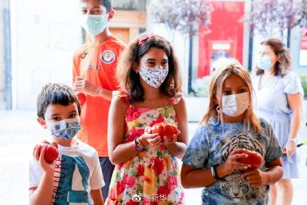 西班牙|西班牙举办最丑番茄奖