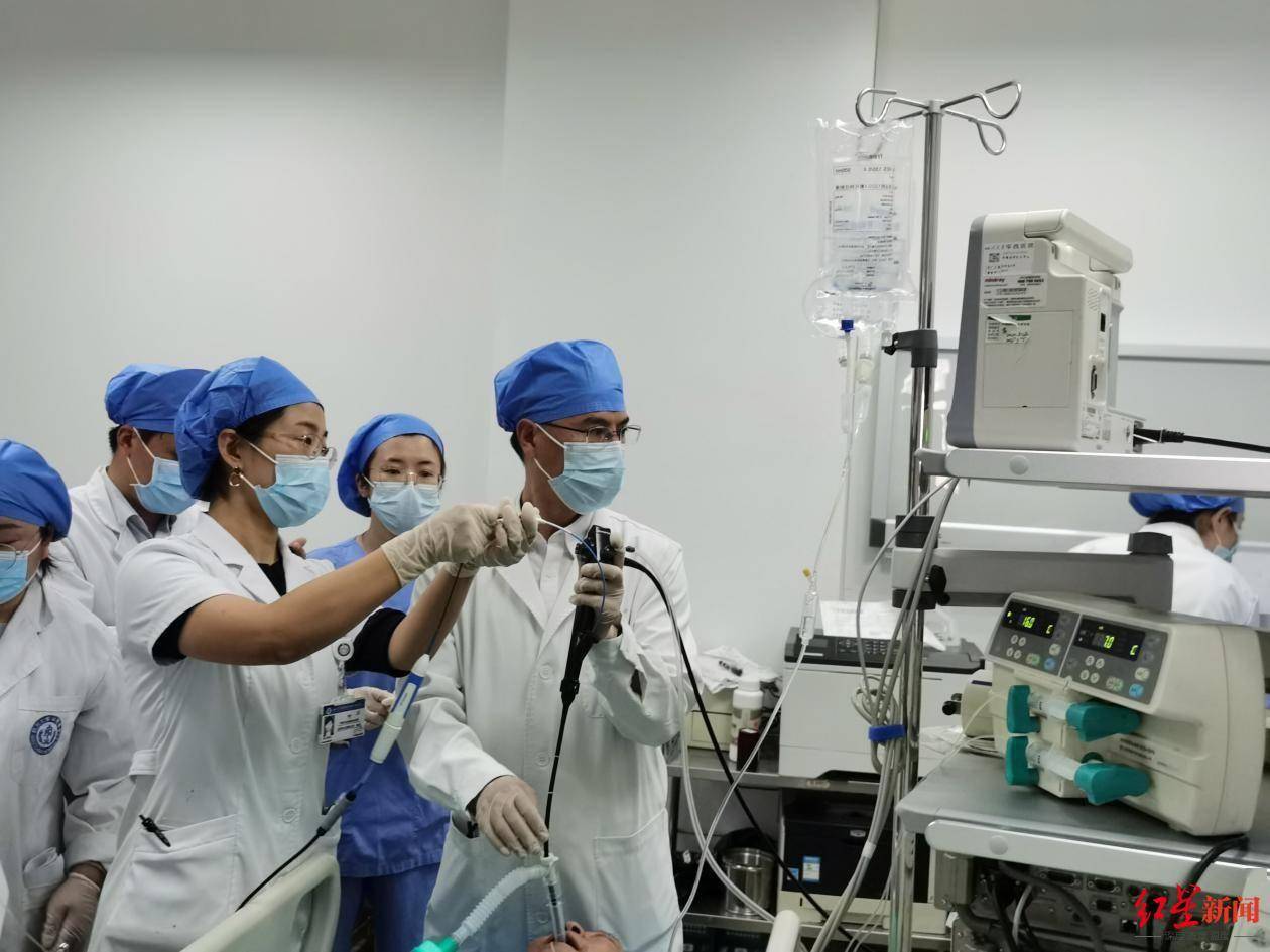 首例|世界首例！华西医院联合研发的这套国产系统用于慢阻肺治疗