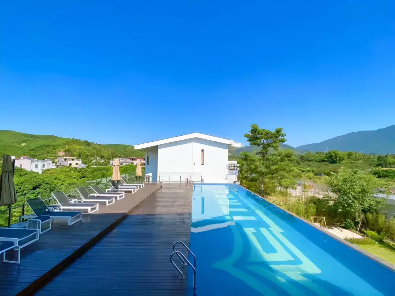 广州自驾25h惠州惠东乡野古村里河畔民宿无边际泳池丨爱树