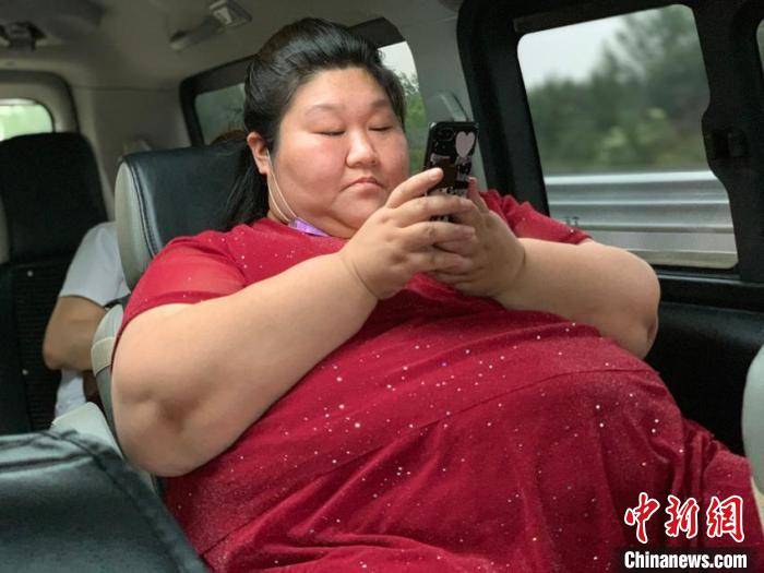 最胖的女生真实照片图片